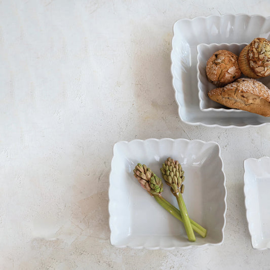 Stoneware Serving Dishes With Scalloped Edge | Set of 4